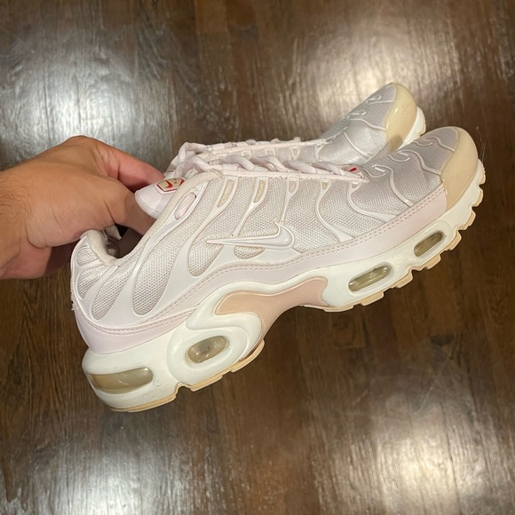 Nike Shoes - Nike Women’s White Air Max TN Plus Shoes